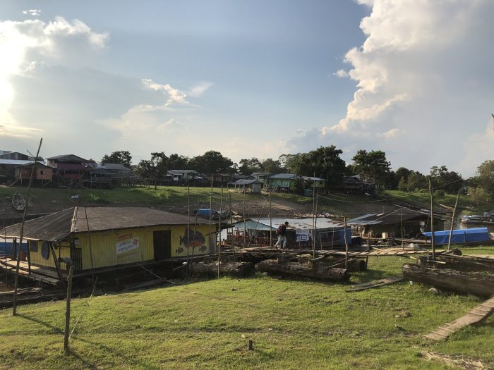 viaggio in Amazzonia: il porto di Leticia